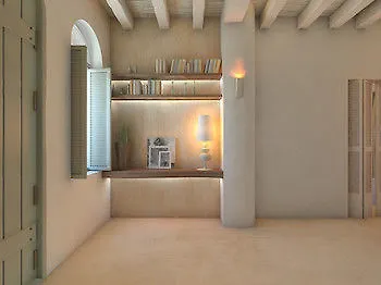 دوم سانتوريني 4*